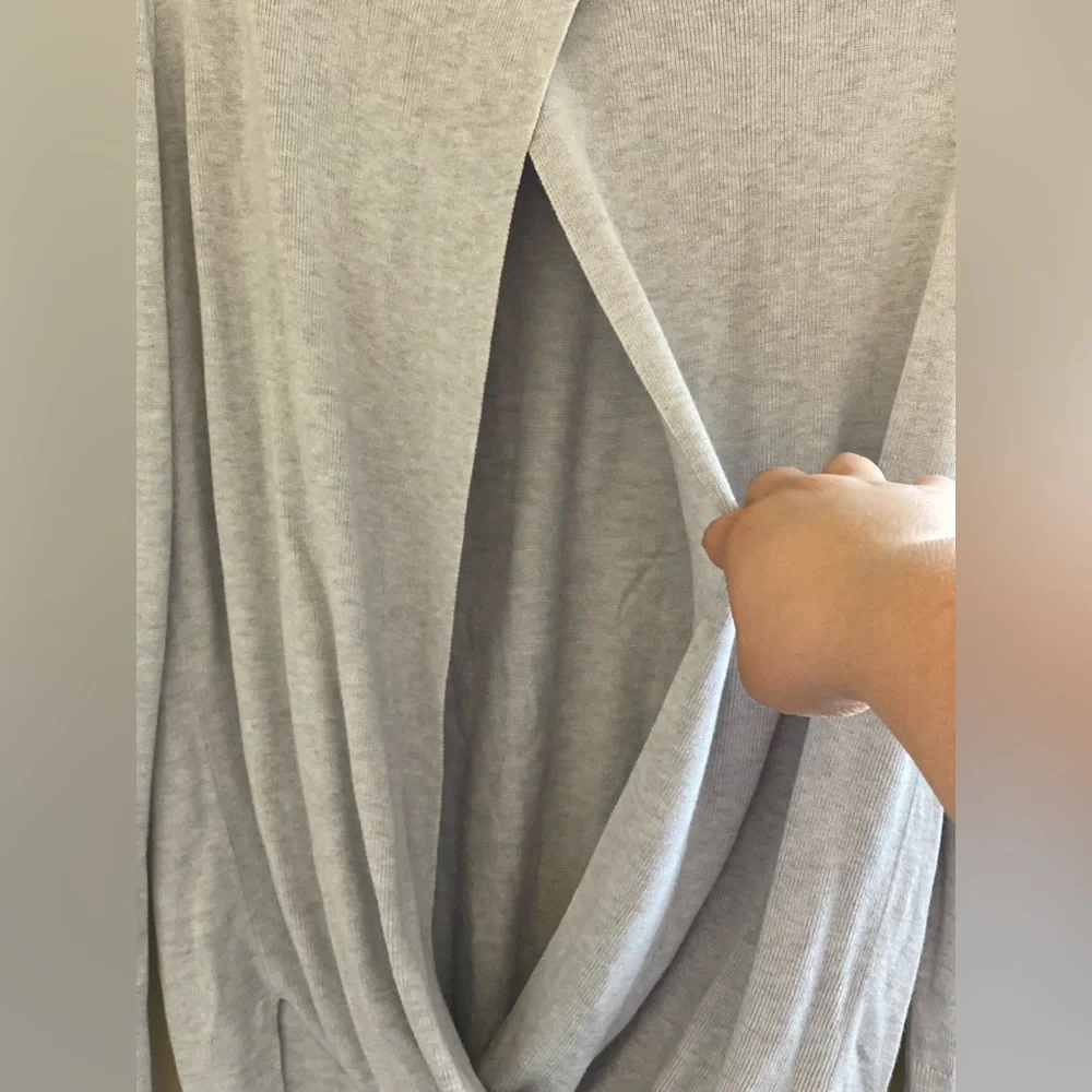 Lululemon crew neck sweater - Picture 9 of 9